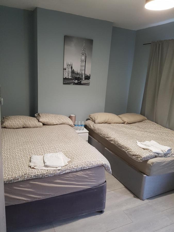 Atlas Road Guest House คาร์ดิฟฟ์ ภายนอก รูปภาพ